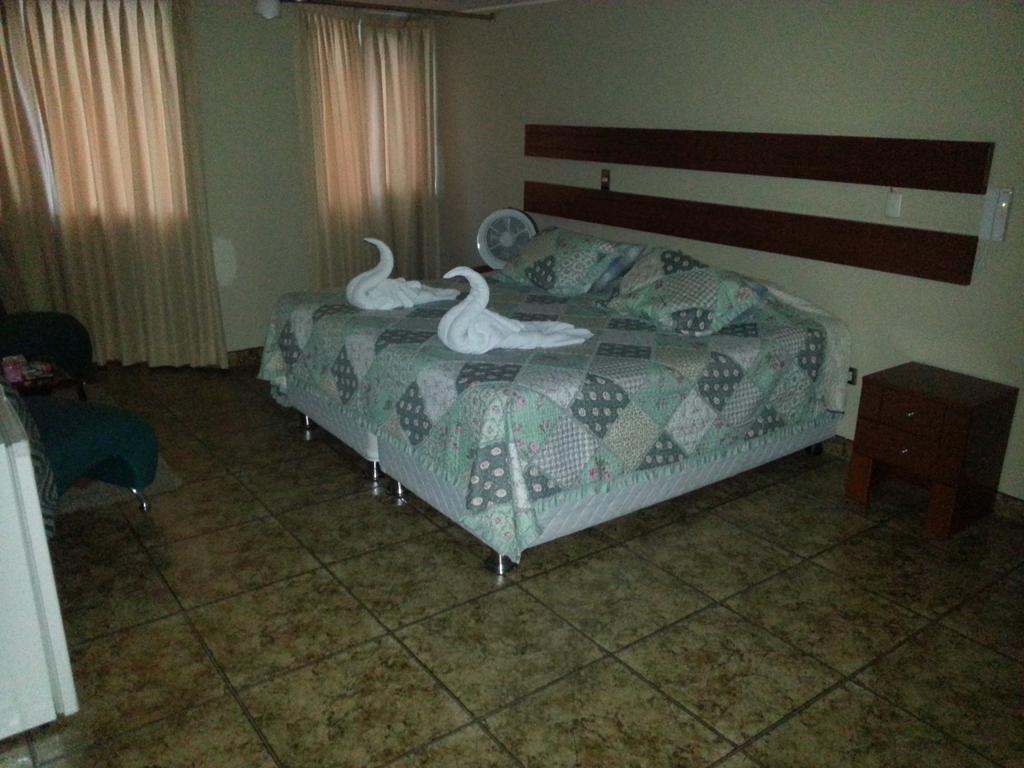 Padama Hotel Lima Værelse billede